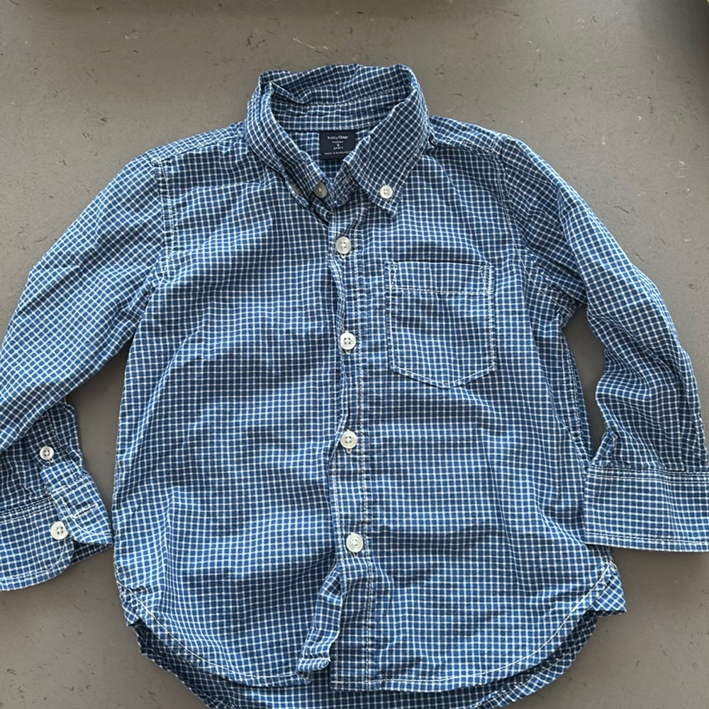 Gap 2 year old button up shirt